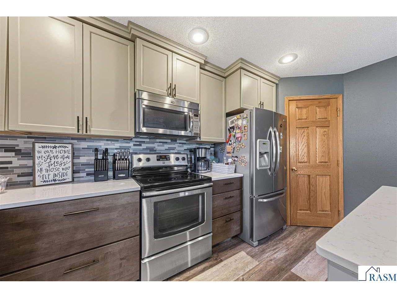 1526 Castle Drive North Mankato MN 56003 7039991 image20