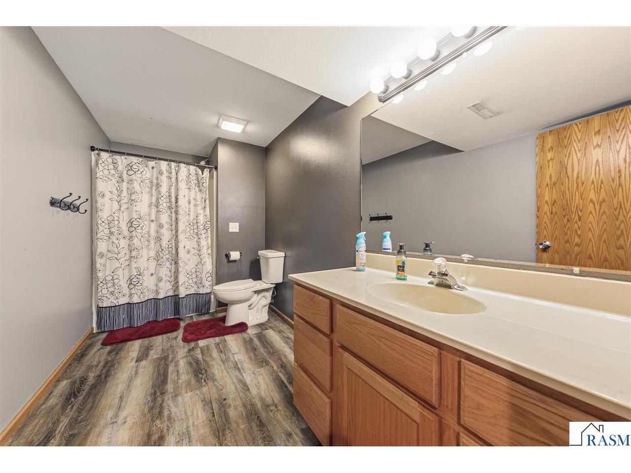 1526 Castle Drive North Mankato MN 56003 7039991 image43