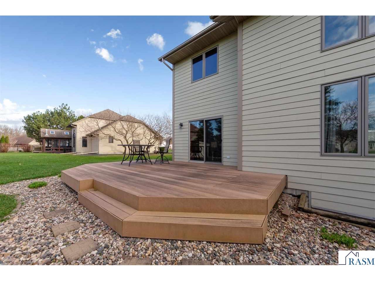 1526 Castle Drive North Mankato MN 56003 7039991 image9