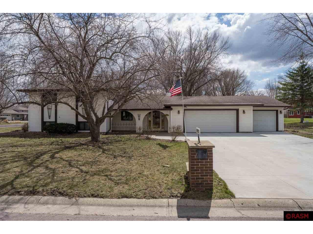 1593 Commerce Drive North Mankato MN 56003 7034682 image1