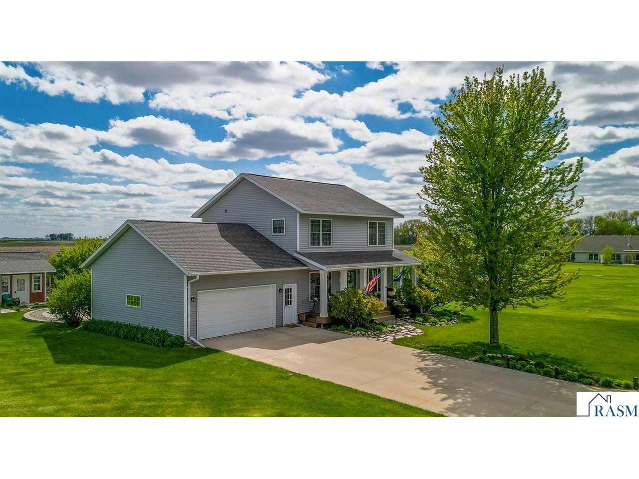 16 Marples Avenue Minnesota Lake MN 56068 7040211 image1