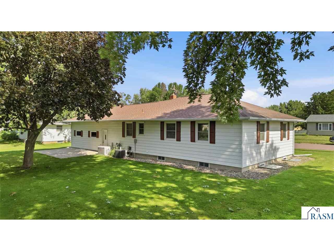 16 W Minnesota Avenue Minnesota Lake MN 56068 267040735 image32