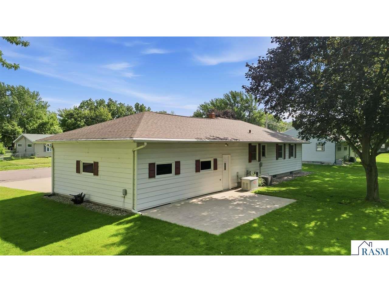 16 W Minnesota Avenue Minnesota Lake MN 56068 267040735 image34