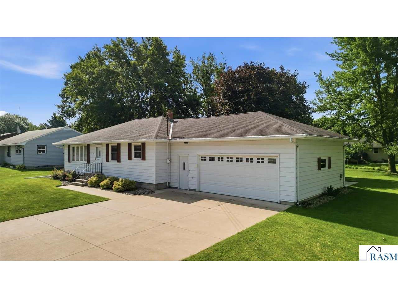 16 W Minnesota Avenue Minnesota Lake MN 56068 267040735 image36