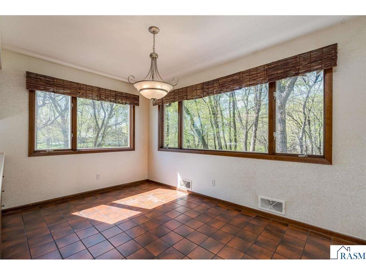 1605 Sherwood Drive North Mankato MN 56003 7040125 image12