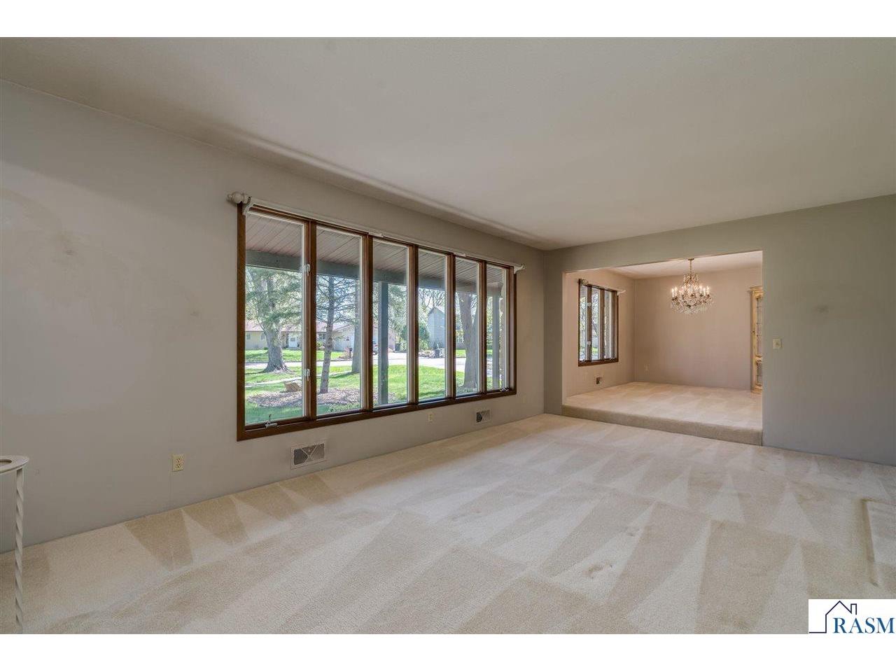 1605 Sherwood Drive North Mankato MN 56003 7040125 image3