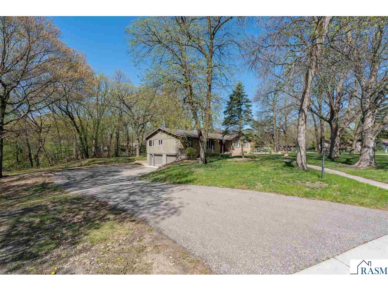 1605 Sherwood Drive North Mankato MN 56003 7040125 image50