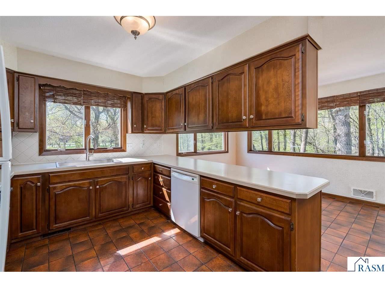 1605 Sherwood Drive North Mankato MN 56003 7040125 image9