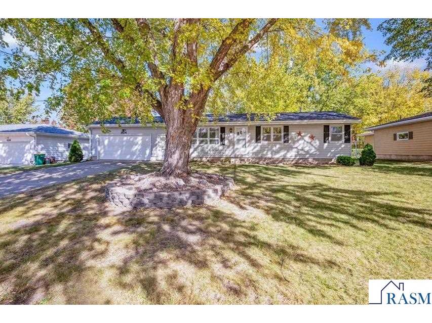 1614 Gateway Dr Albert Lea MN 56007 7038906 image2