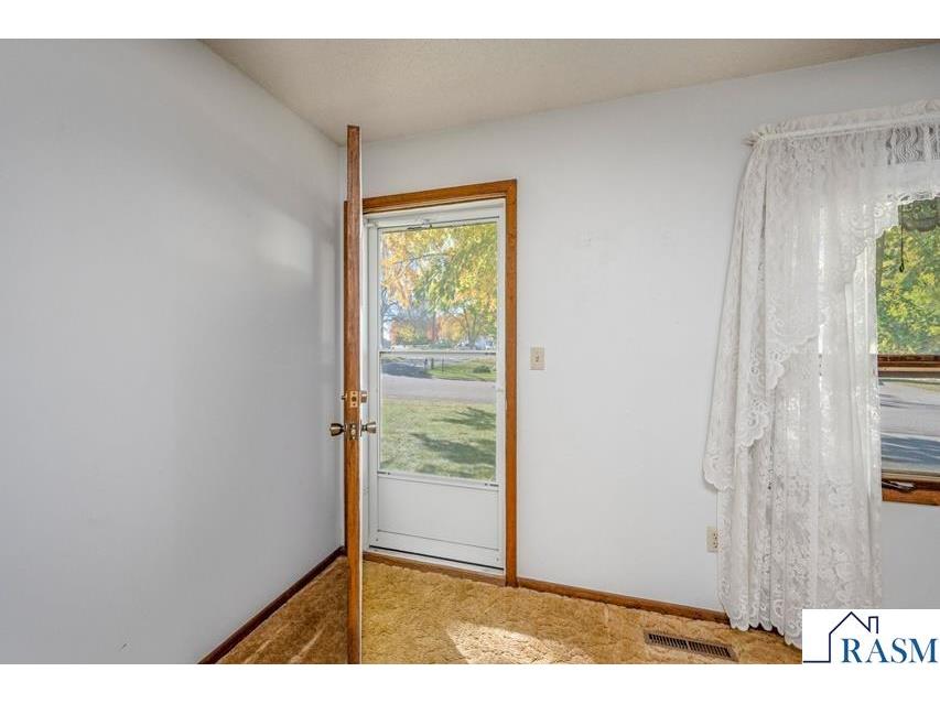 1614 Gateway Dr Albert Lea MN 56007 7038906 image25