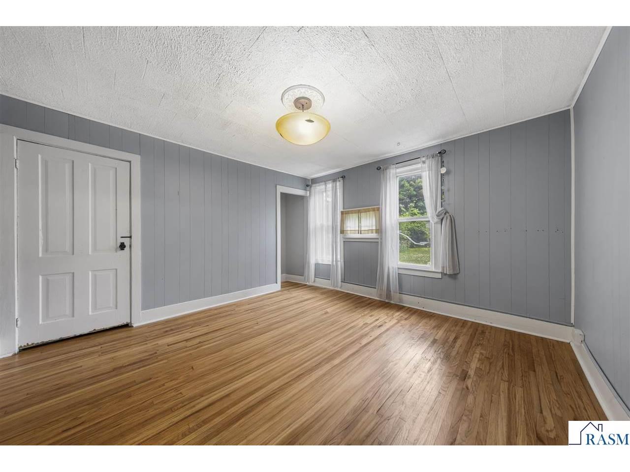1617 N 4th Street Mankato MN 56001 267040699 image9