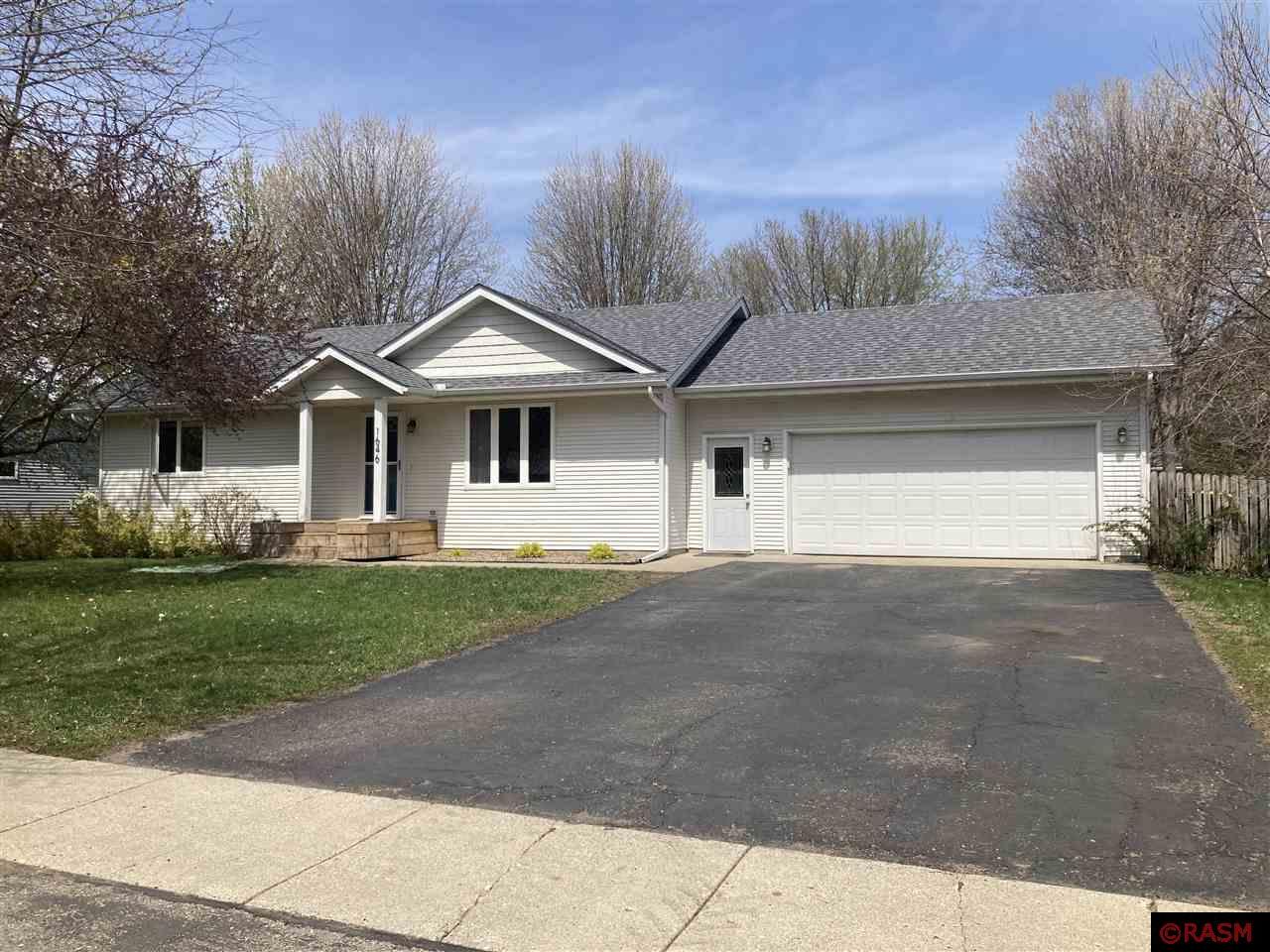 1646 castle Drive North Mankato MN 56003 7034779 image1