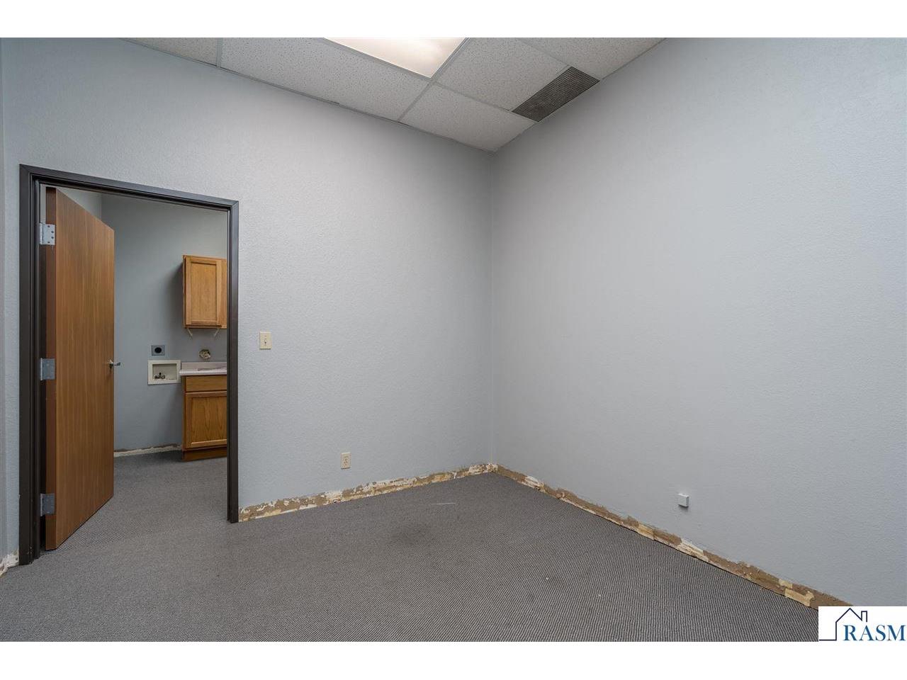 1650 Madison Avenue Mankato MN 56001 7039287 image10