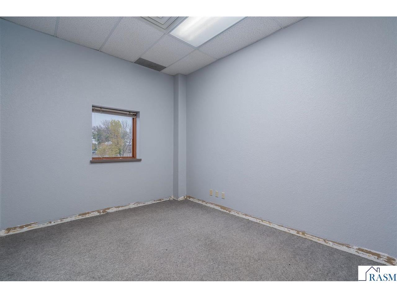 1650 Madison Avenue Mankato MN 56001 7039287 image12