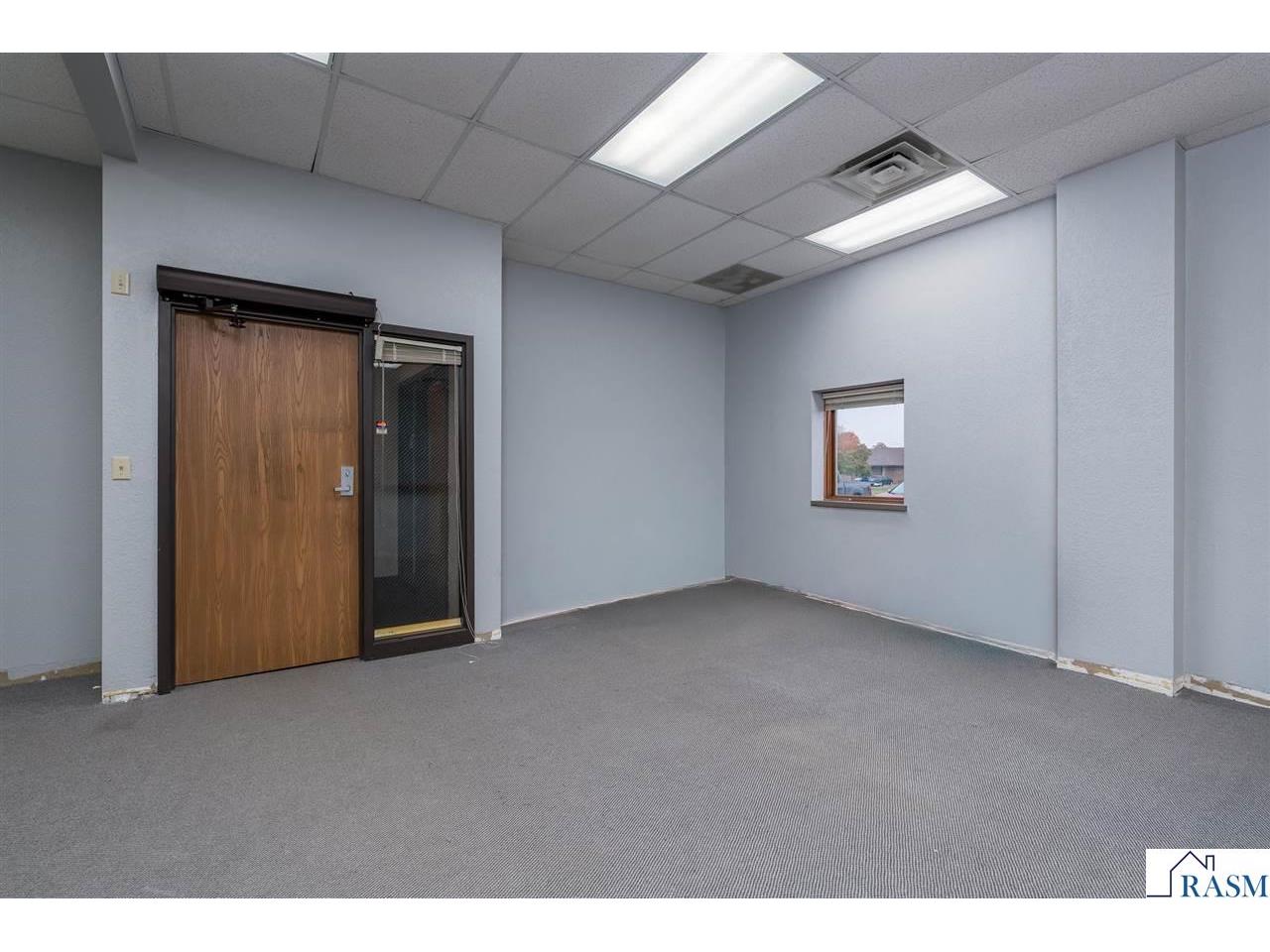 1650 Madison Avenue Mankato MN 56001 7039287 image5