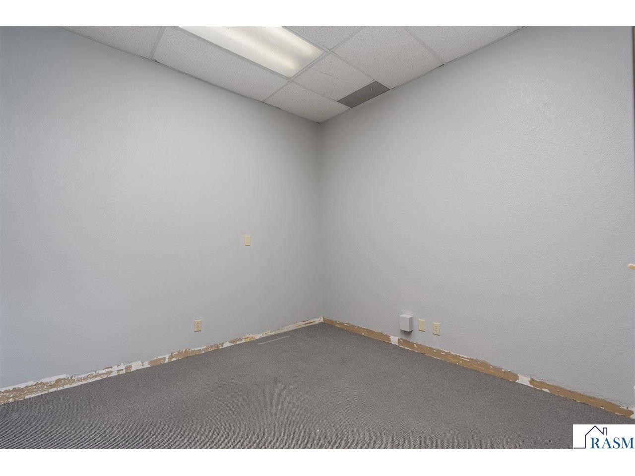 1650 Madison Avenue Mankato MN 56001 7039287 image9