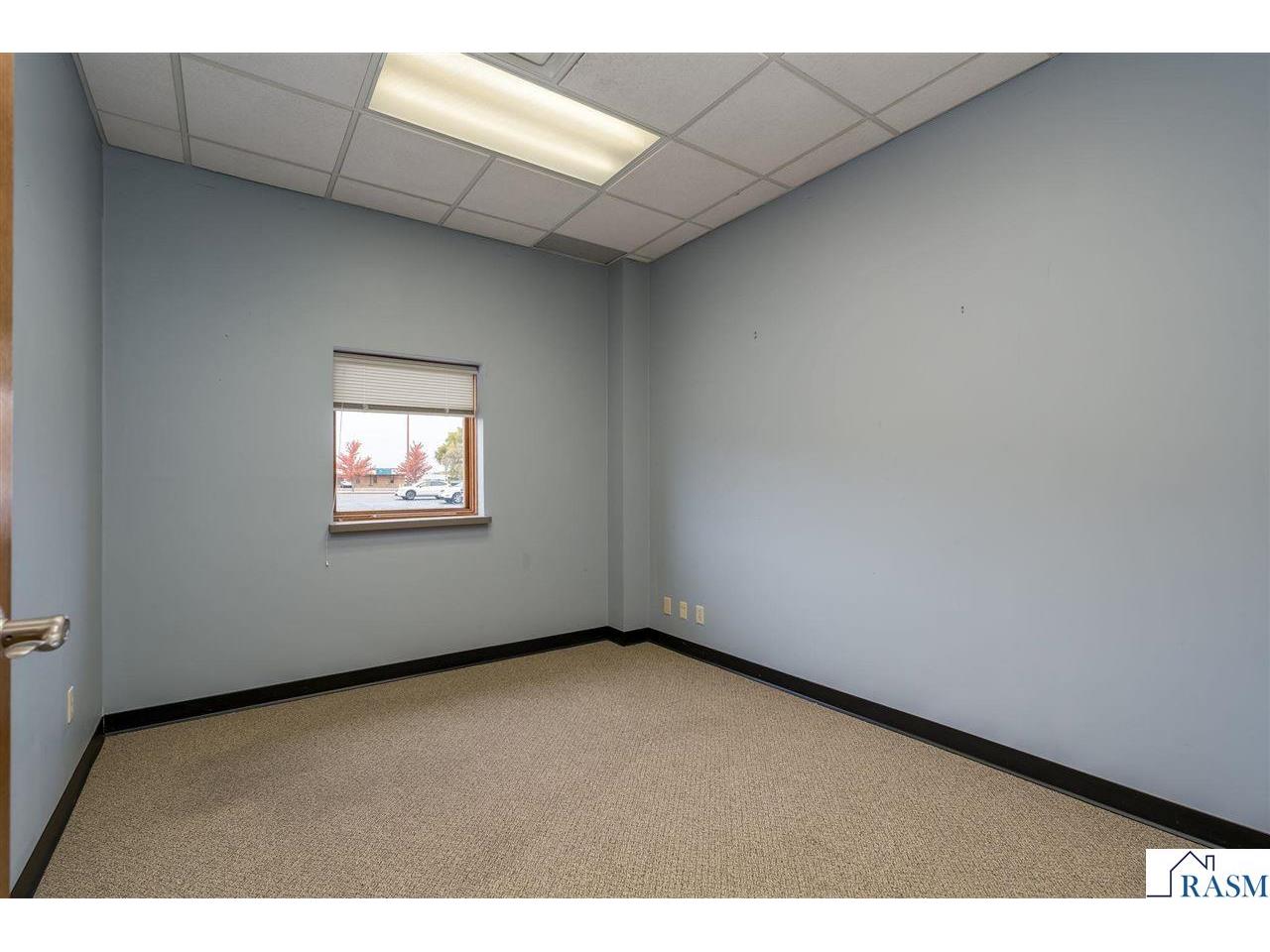 1650 Madison Avenue Mankato MN 56001 7039299 image21