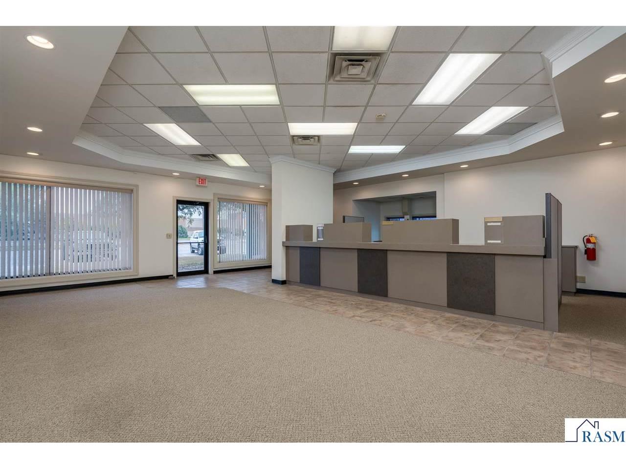 1650 Madison Avenue Mankato MN 56001 7039299 image4
