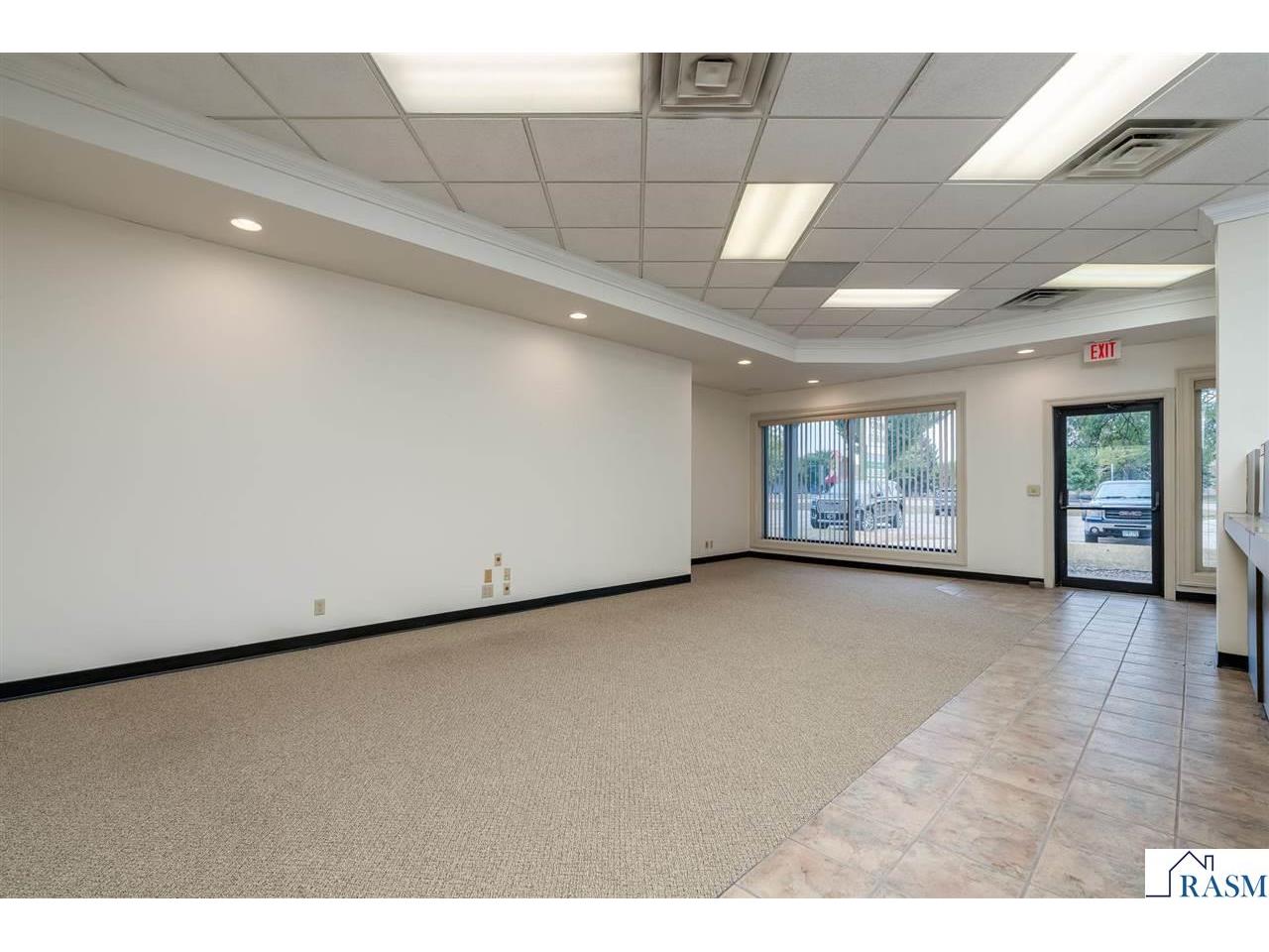 1650 Madison Avenue Mankato MN 56001 7039299 image6