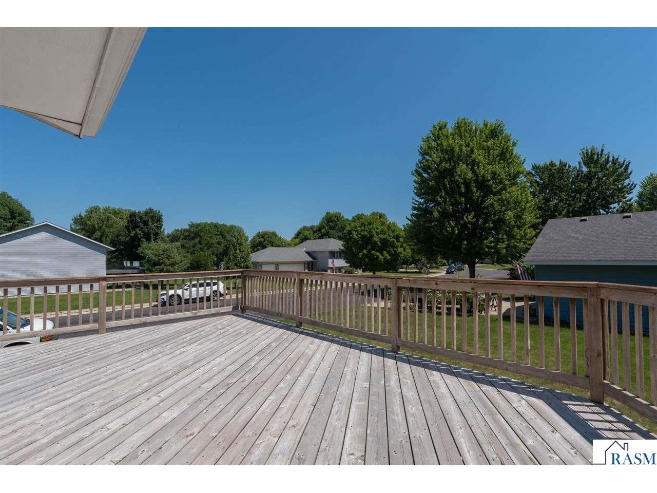 1655 Valley View Drive North Mankato MN 56003 267040884 image14