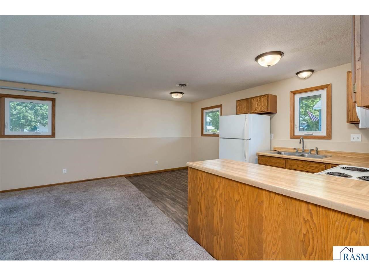 1655 Valley View Drive North Mankato MN 56003 267040884 image20