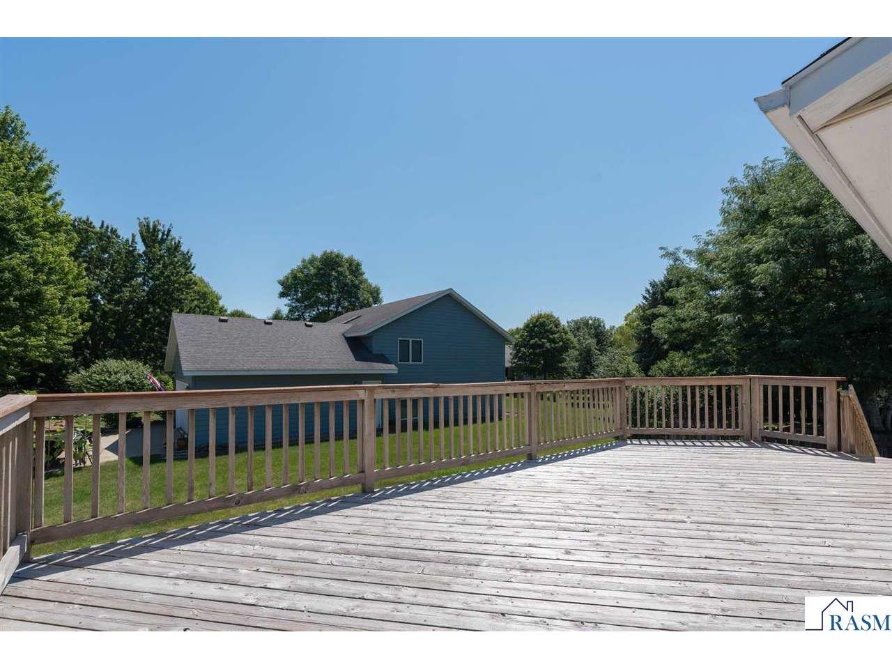 1655 Valley View Drive North Mankato MN 56003 267040934 image13