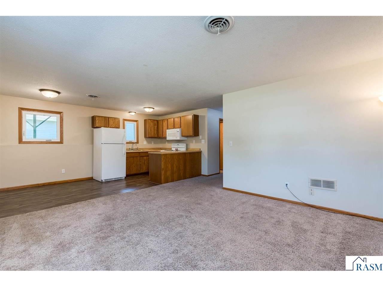 1655 Valley View Drive North Mankato MN 56003 267040934 image22
