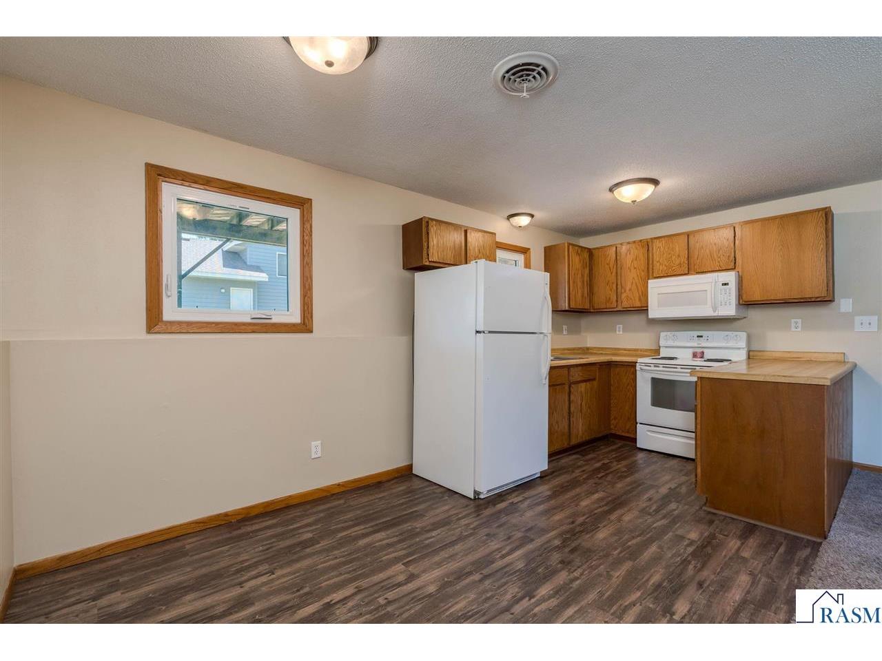 1655 Valley View Drive North Mankato MN 56003 267040934 image24
