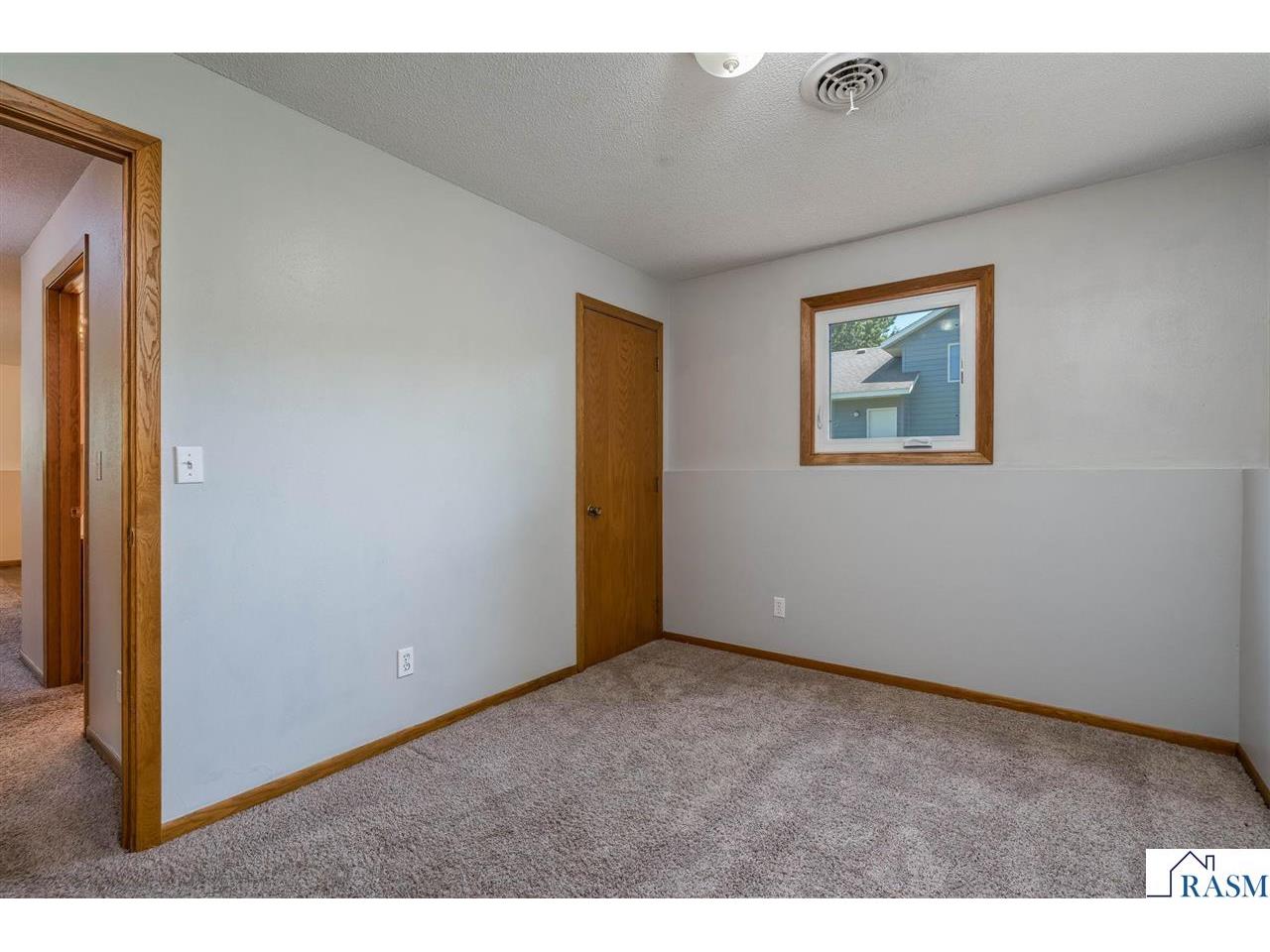 1655 Valley View Drive North Mankato MN 56003 267040934 image30