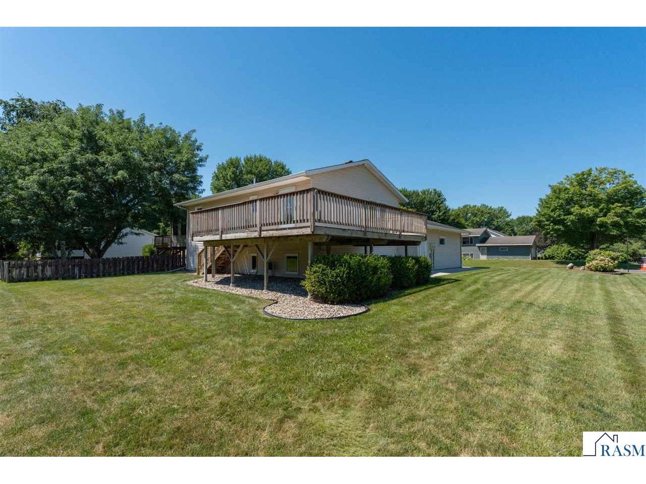 1655 Valley View Drive North Mankato MN 56003 267040934 image36