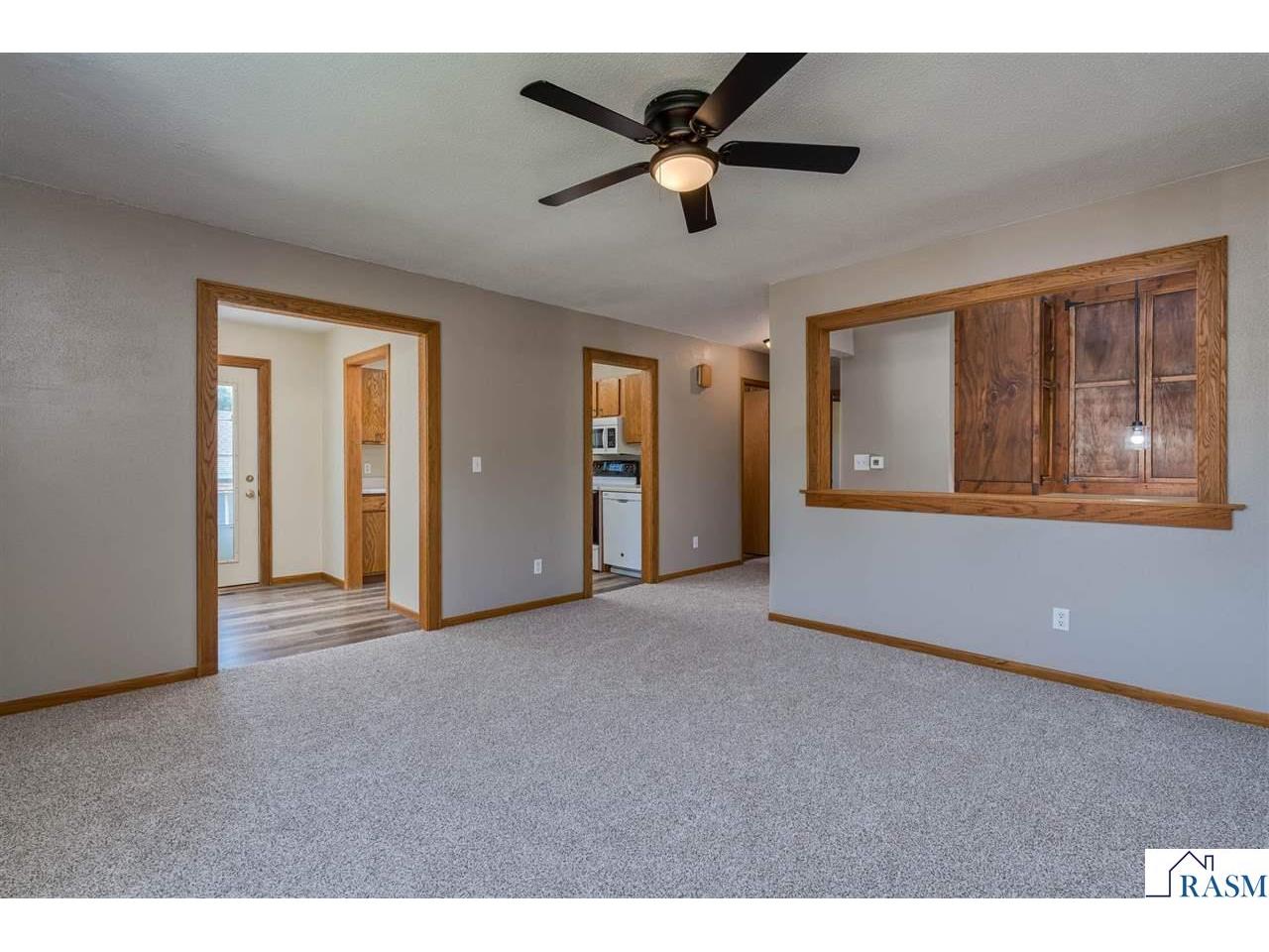 1655 Valley View Drive North Mankato MN 56003 267040934 image5