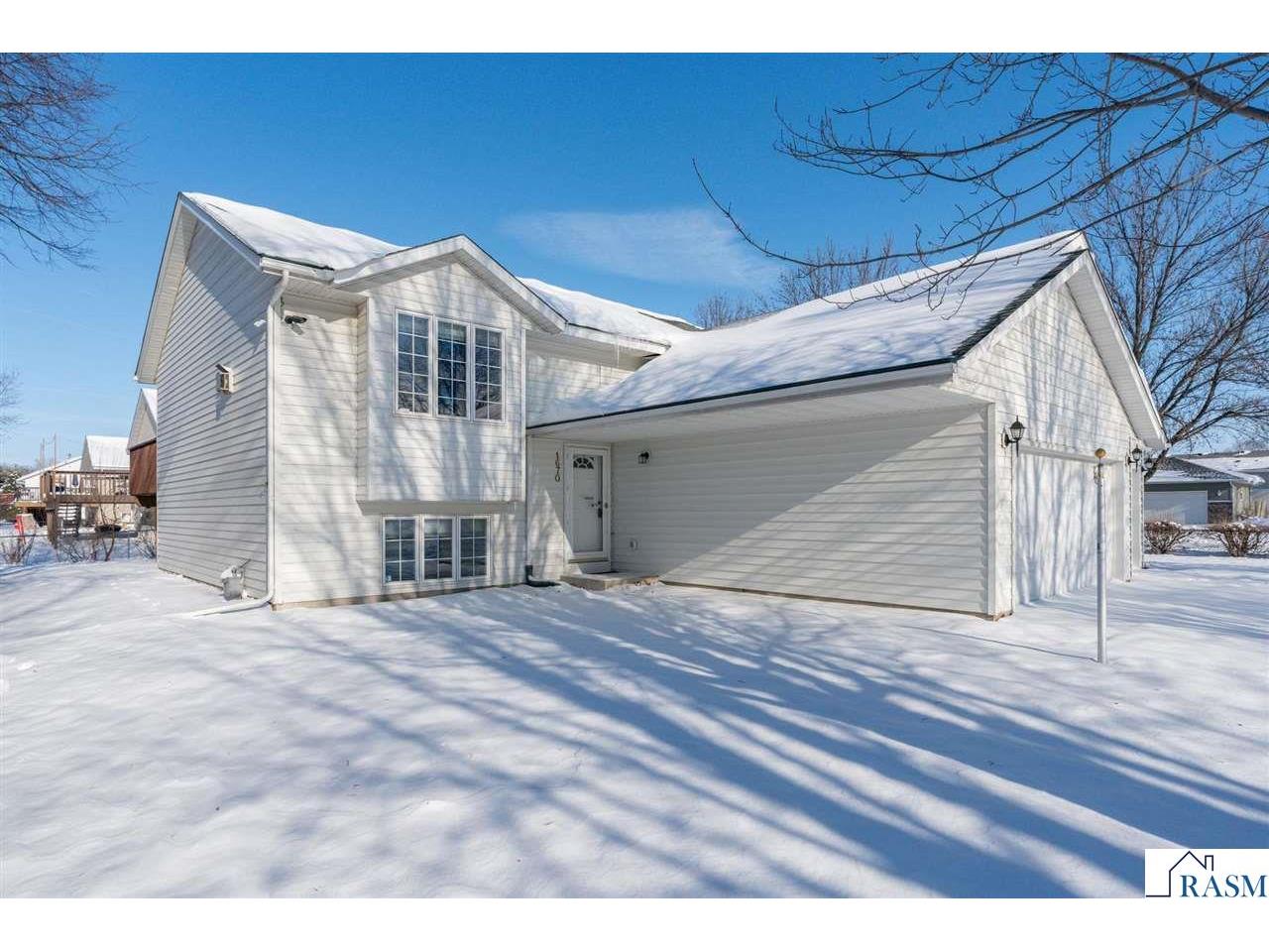 1670 Castle Drive North Mankato MN 56003 7038134 image2