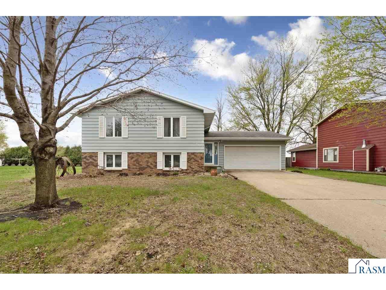 168 SE 10th Street Wells MN 56097 7040121 image1