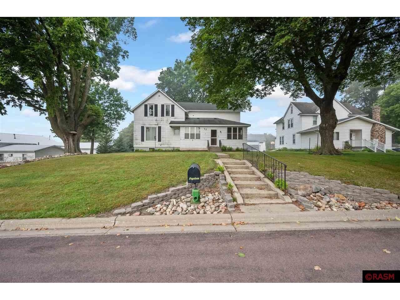 17 N Osborne Street Street Sherburn MN 56171 7035777 image1