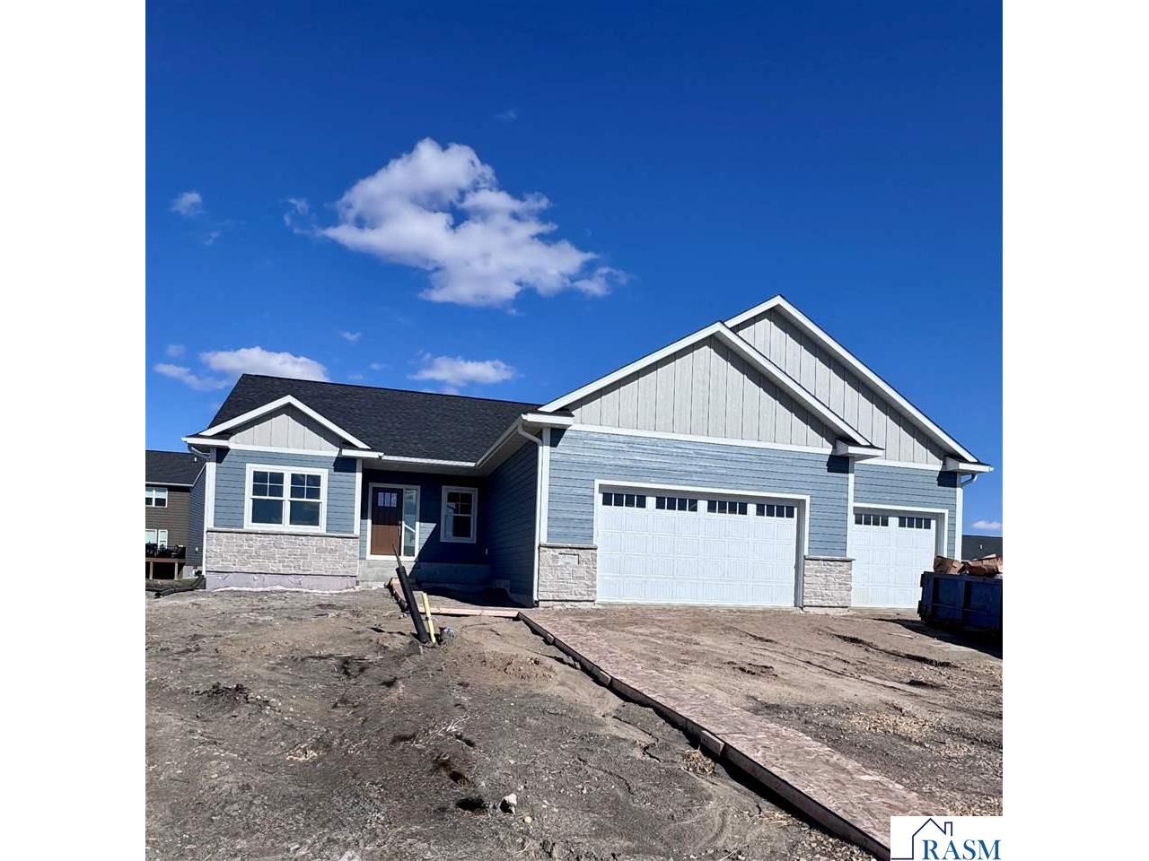 1708 Heritage Drive North Mankato MN 56003 7040105 image1