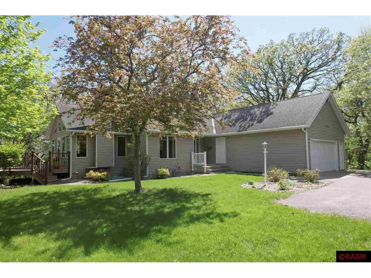 1727 Oakwood Avenue New Ulm MN 56073 7032254 image1