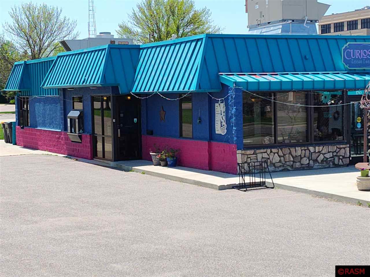 1745 Commerce Drive North Mankato MN 56003 7034905 image1