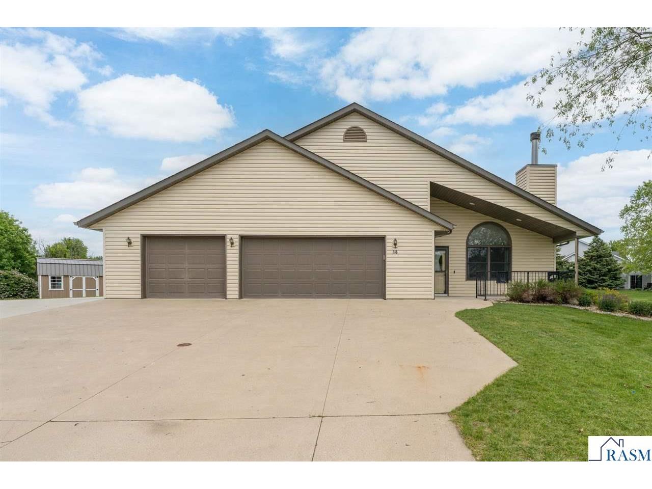 18 Columbia Court North Mankato MN 56003 7040432 image2