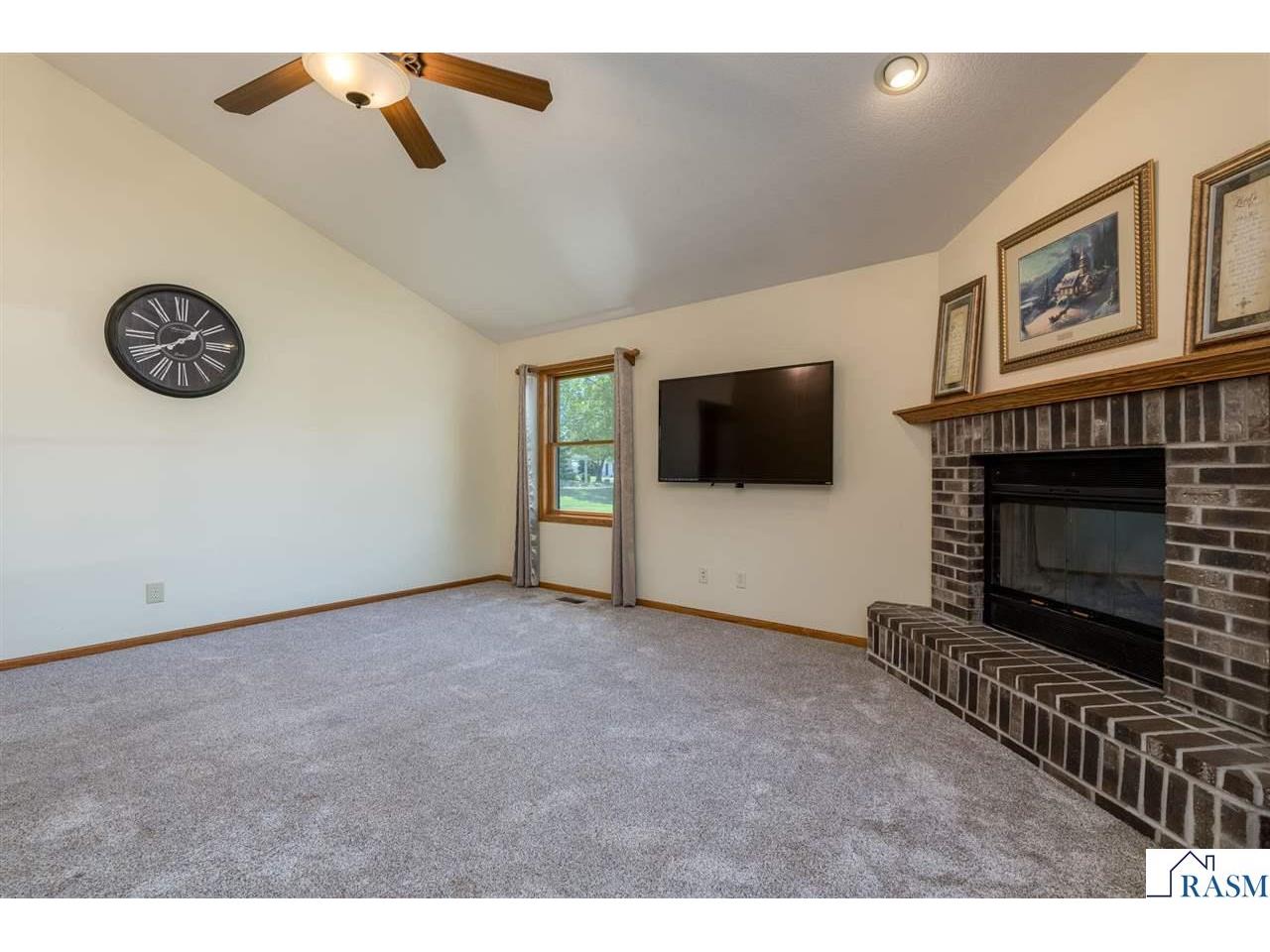 18 Columbia Court North Mankato MN 56003 7040432 image6