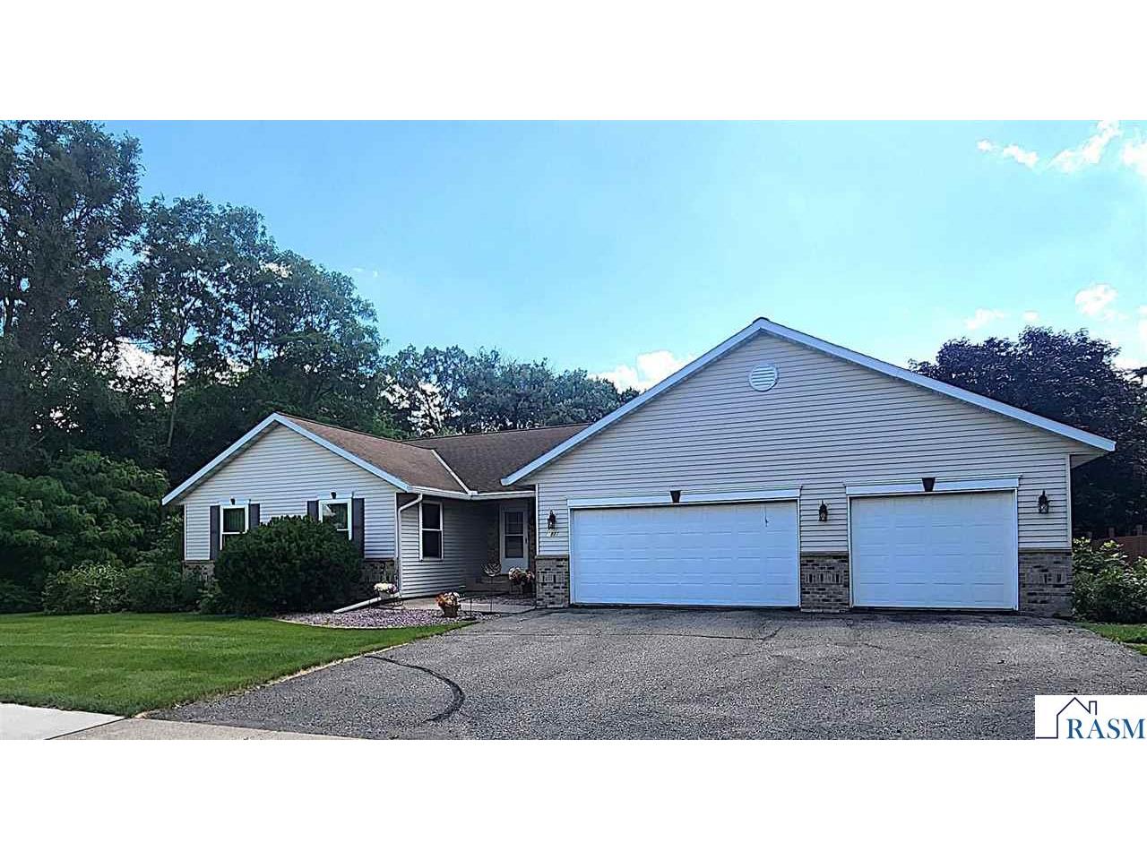 1801 Pleasant View Drive North Mankato MN 56003 7037982 image1