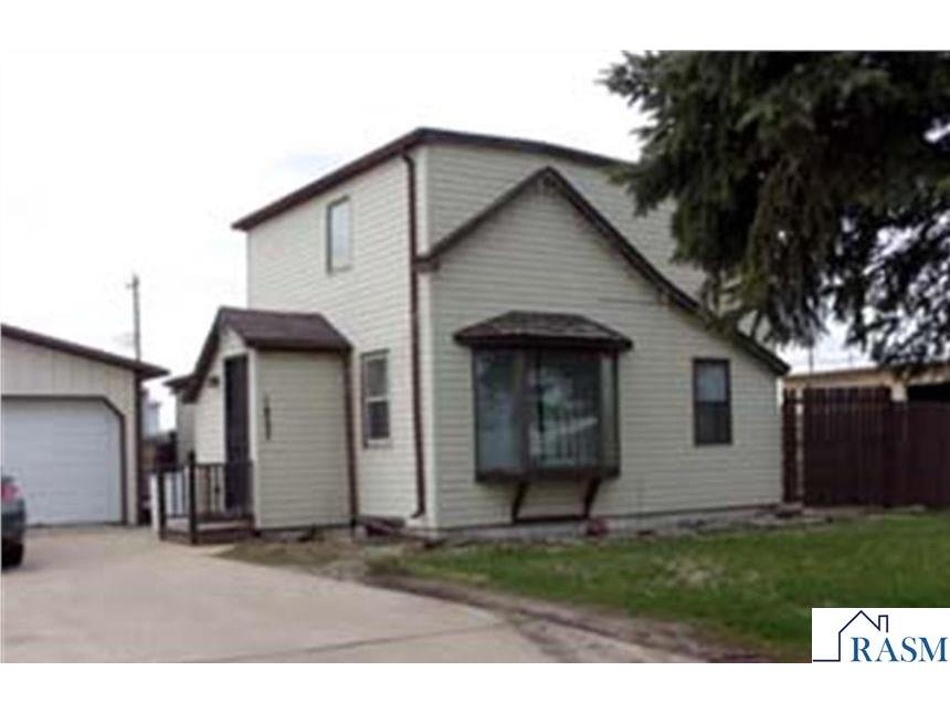 1827 N Minnesota Street New Ulm MN 56076 7038918 image1