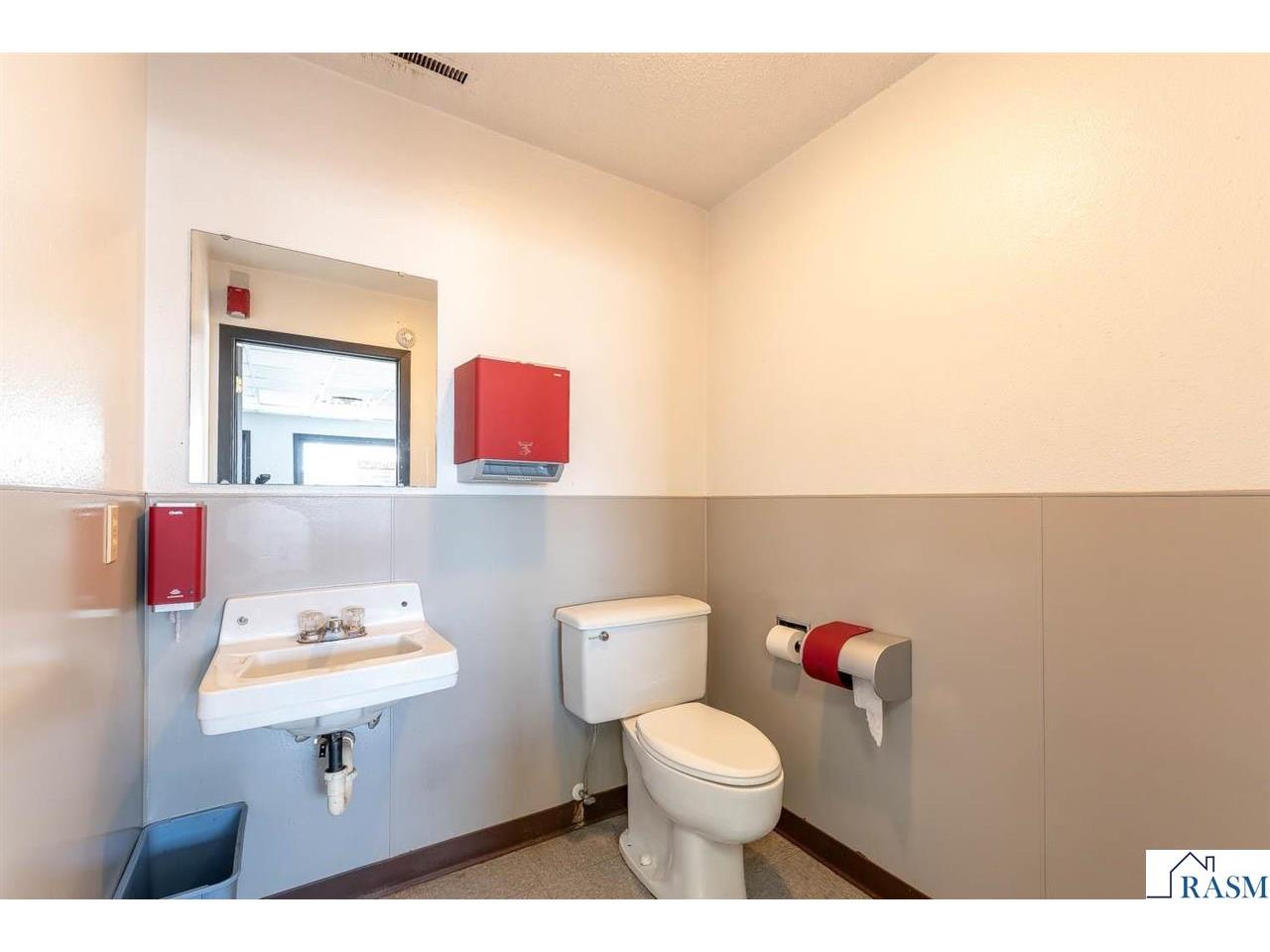 1845 N Riverfront Drive Mankato MN 56001 7039224 image16