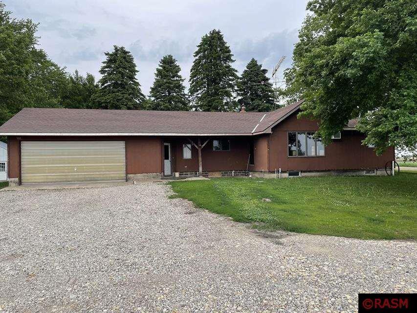 18515 440th Avenue Delavan MN 56023 7032664 image1