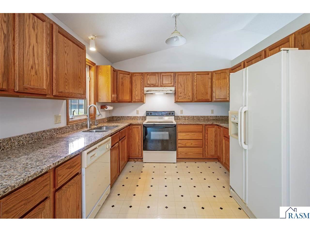 19 La Mar Court North Mankato MN 56003 267040932 image14