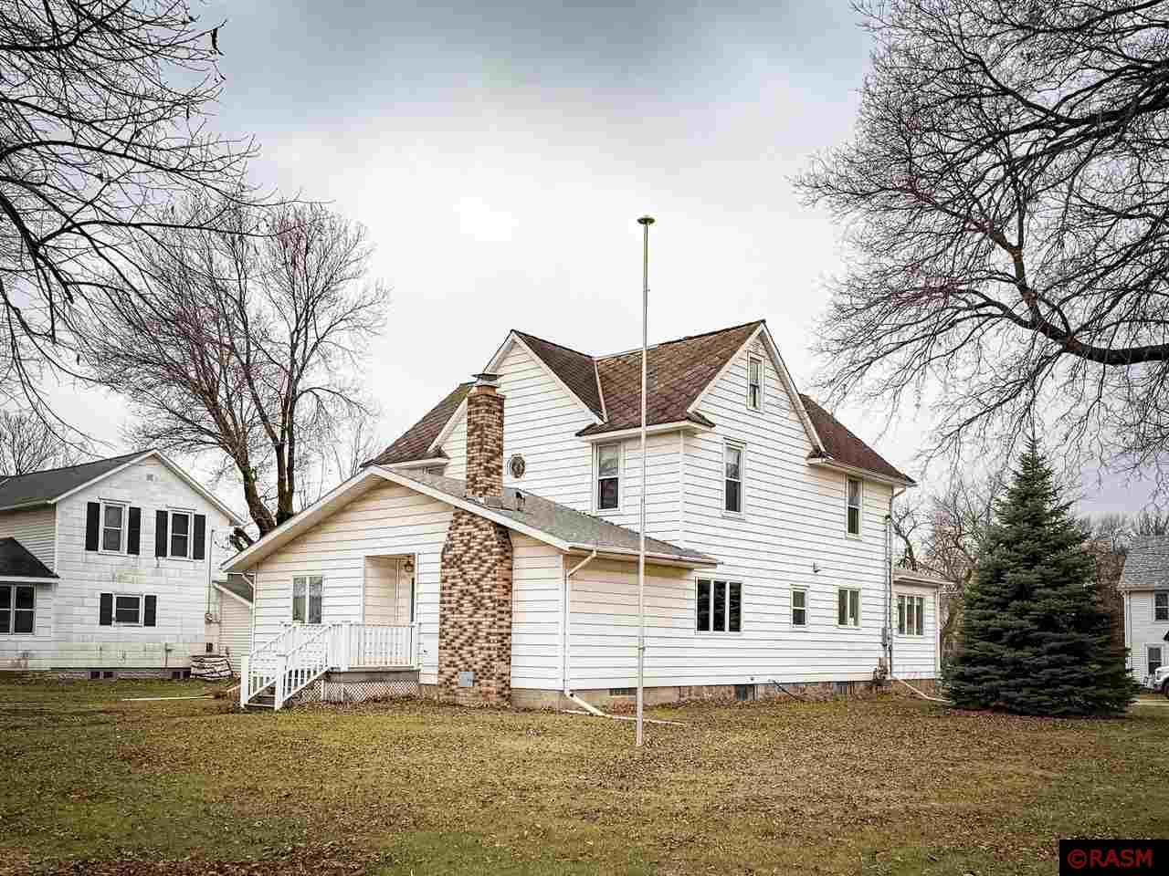 19 N Osborne Street Street Sherburn MN 56171 7036344 image1