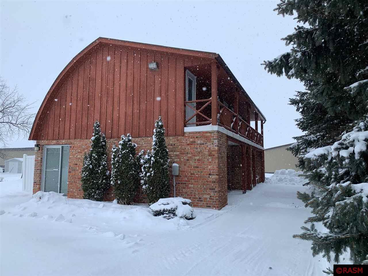 19 Ninth Avenue Minnesota Lake MN 56068 7030969 image1