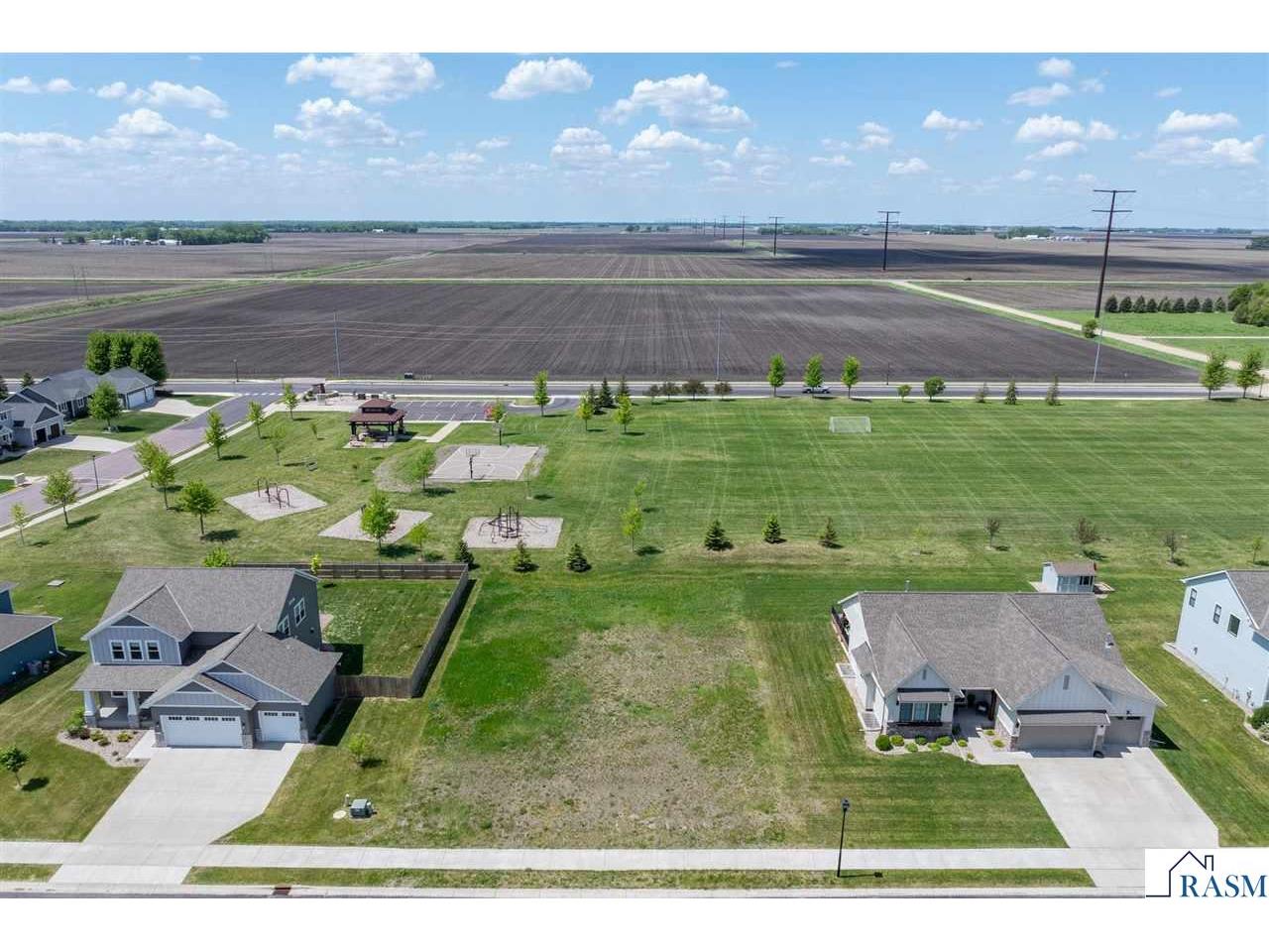 19 Prairie Court North Mankato MN 56003 7037449 image1