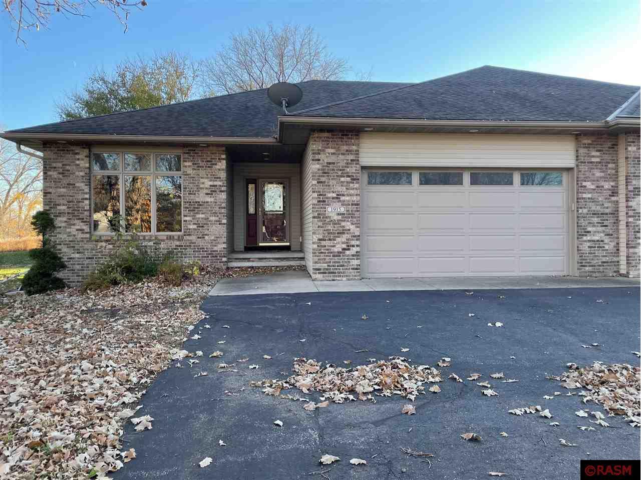 1915 Howard Drive North Mankato MN 56003 7028605 image1