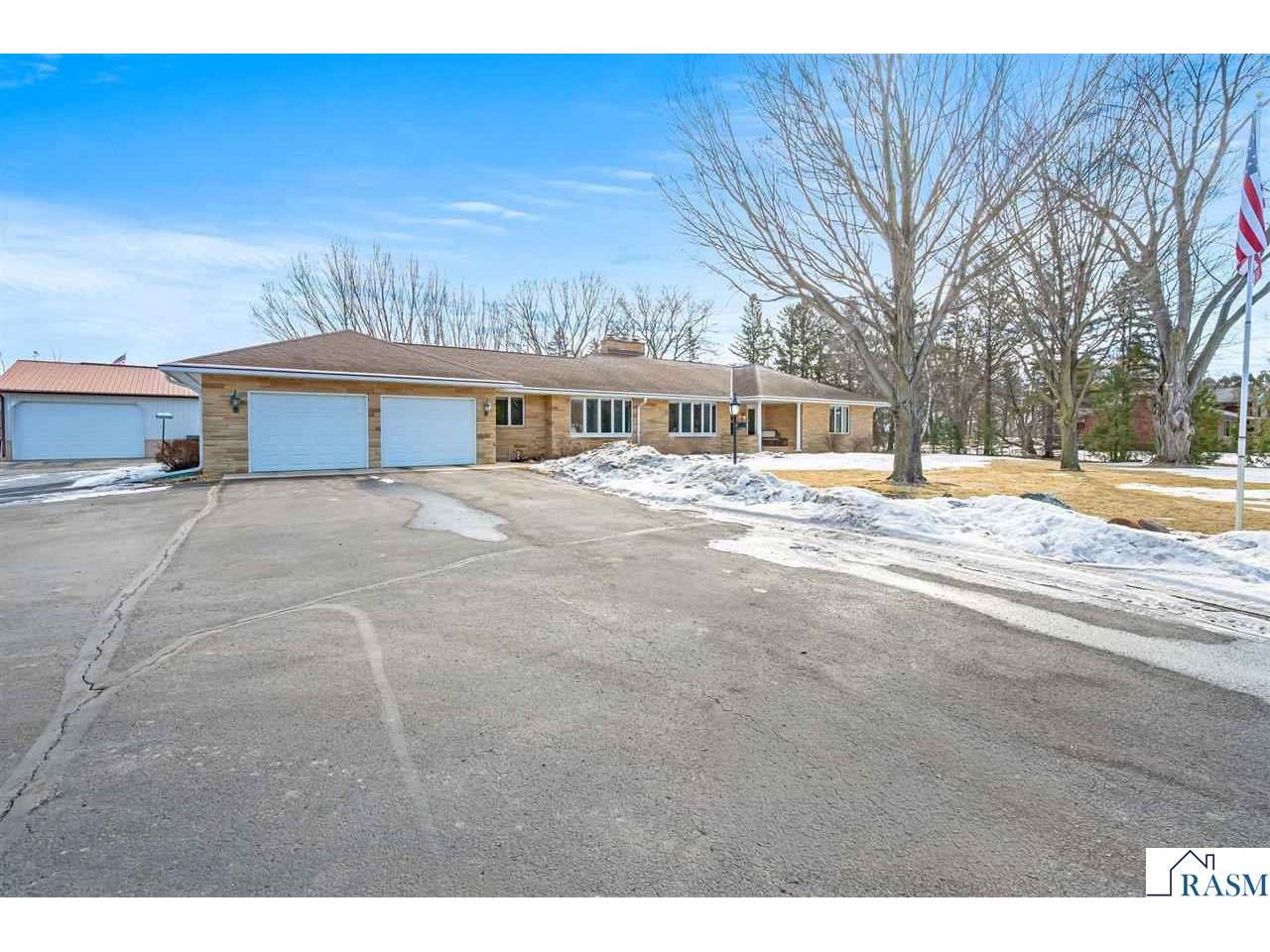 19169 State Hwy 22 Highway Mankato MN 56001 7039446 image1