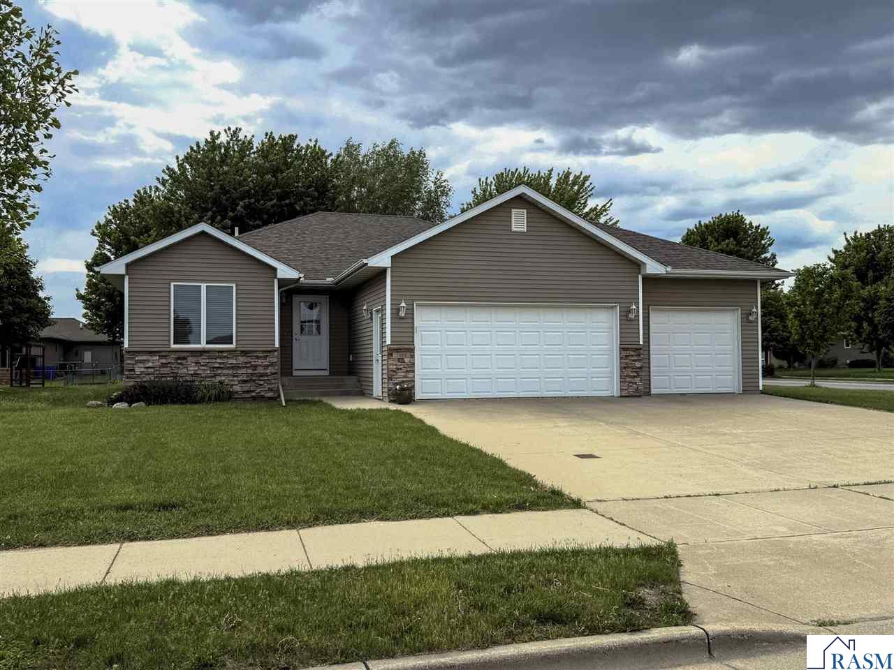1919 Ryan Road New Ulm MN 56073 267040449 image1